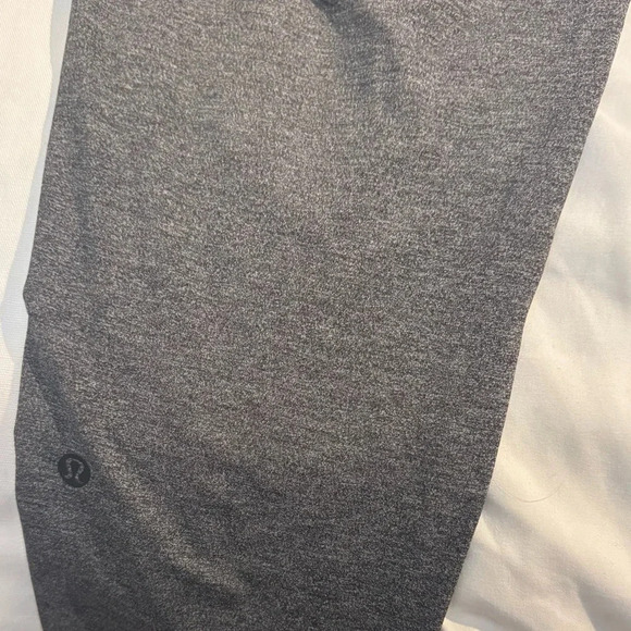 Lululemon On The Fly Pant 28"  Gray Size 8 - Picture 6 of 13